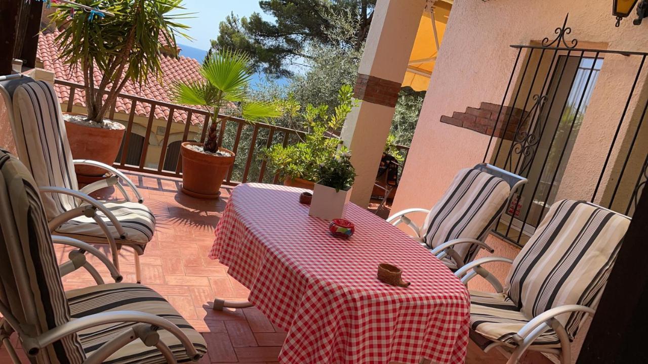 Mediterrania 98 Torroella de Montgrí Extérieur photo