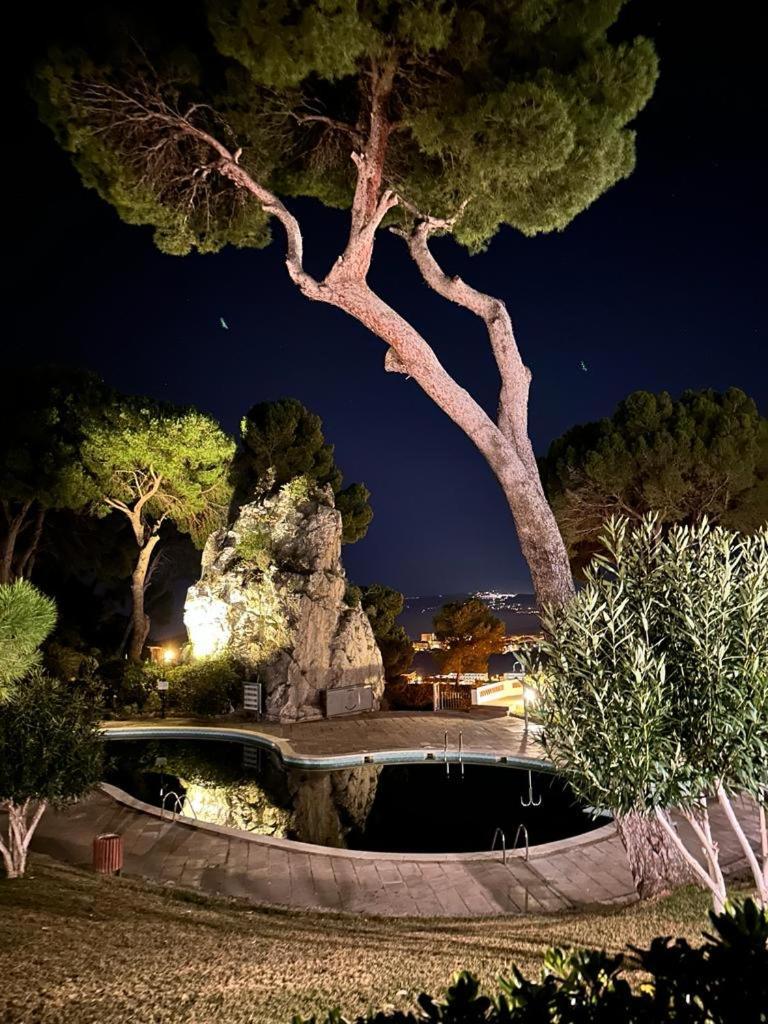 Mediterrania 98 Torroella de Montgrí Extérieur photo